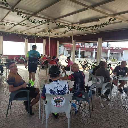 Hostal Restaurante Bar Cafeteria La Melchora Posadas Dış mekan fotoğraf