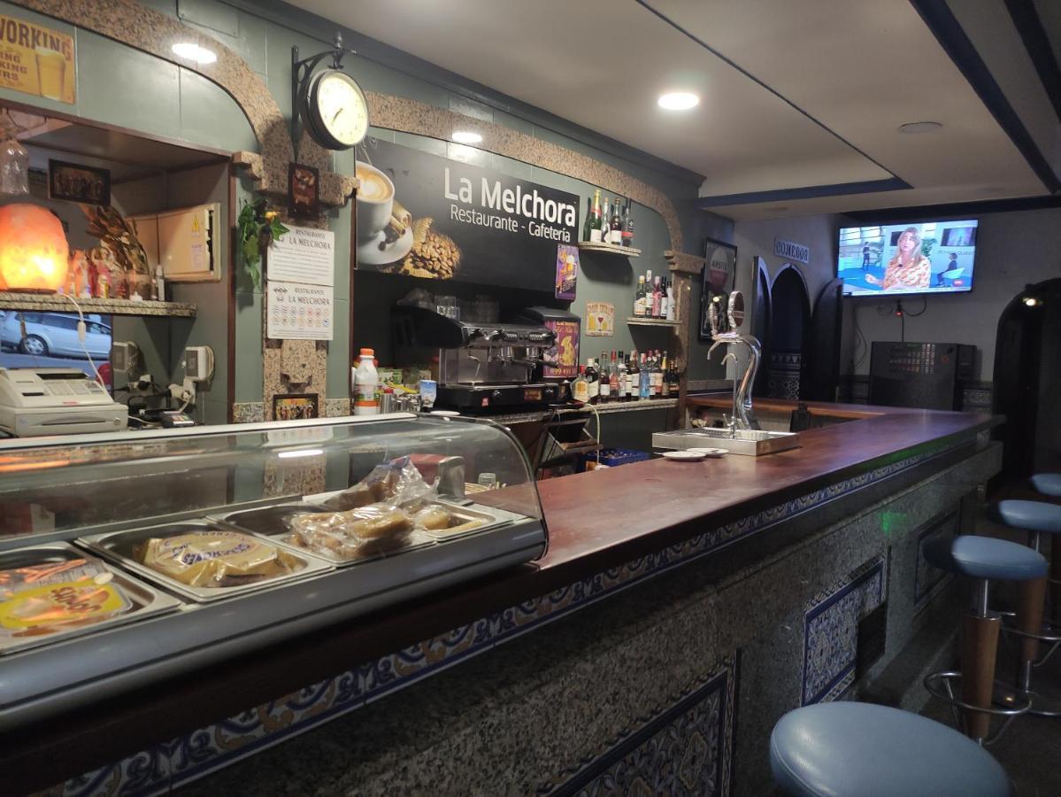 Hostal Restaurante Bar Cafeteria La Melchora Posadas Dış mekan fotoğraf