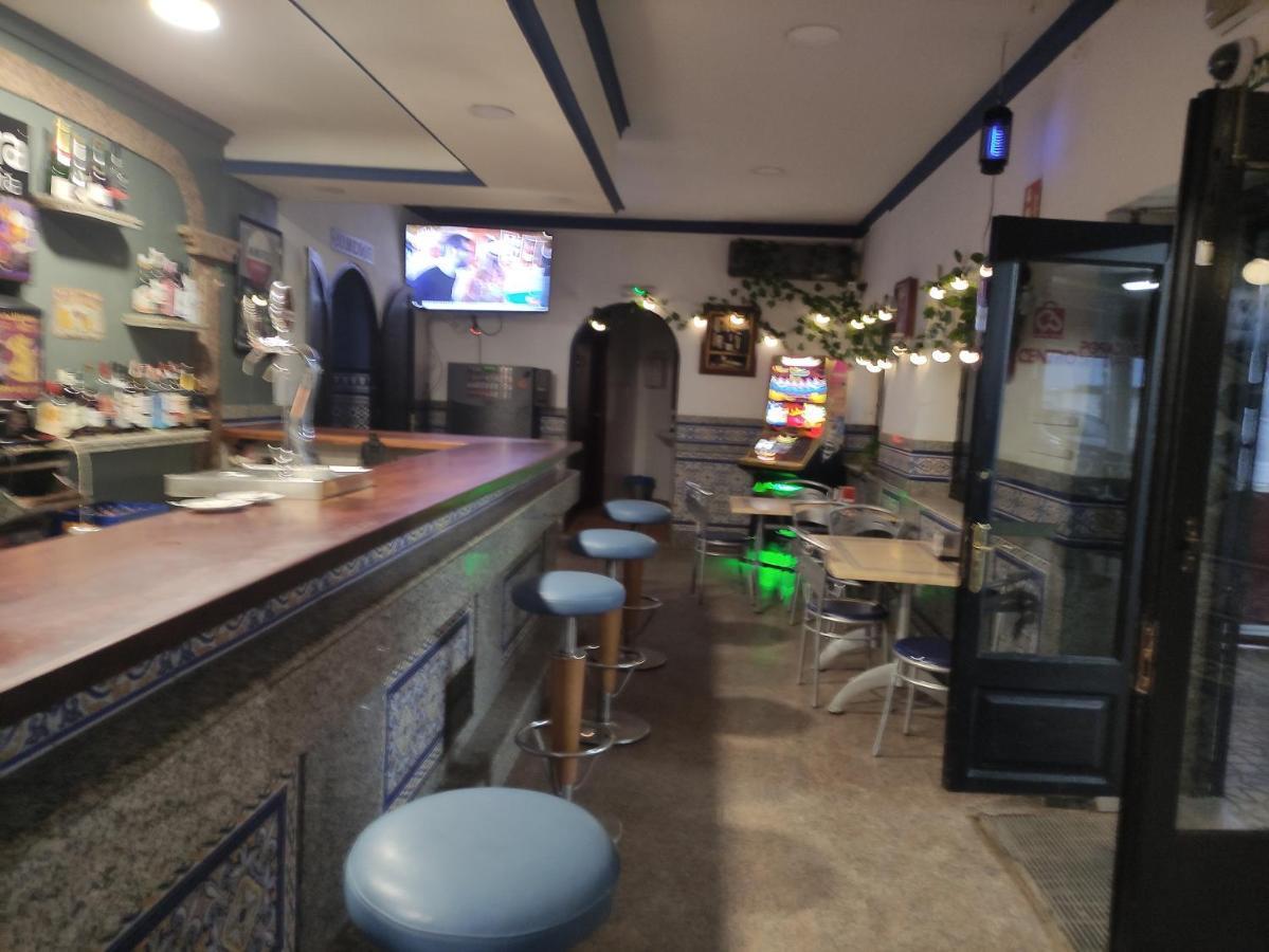 Hostal Restaurante Bar Cafeteria La Melchora Posadas Dış mekan fotoğraf
