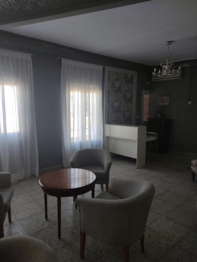 Hostal Restaurante Bar Cafeteria La Melchora Posadas Dış mekan fotoğraf